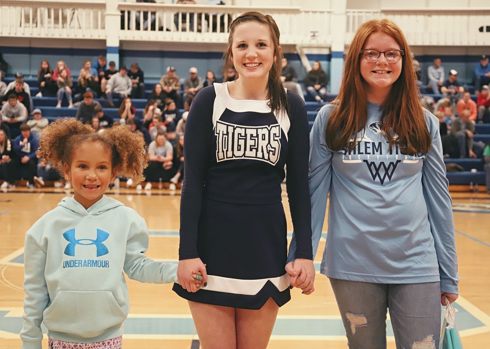 Mallorie Dittman with Zoey Seay and Quincy Steelman